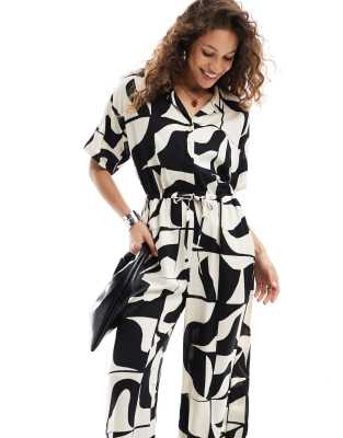 tie waist jumpsuit in black and white puzzle print-Multi