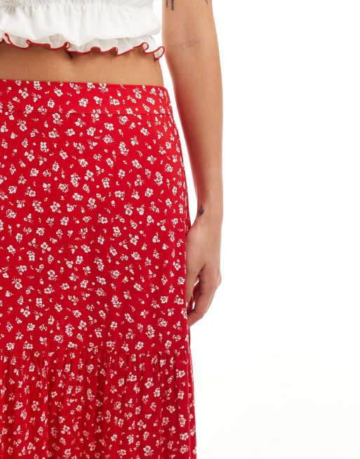 Monki tiered maxi skirt in red meadow floral, 4 of 5