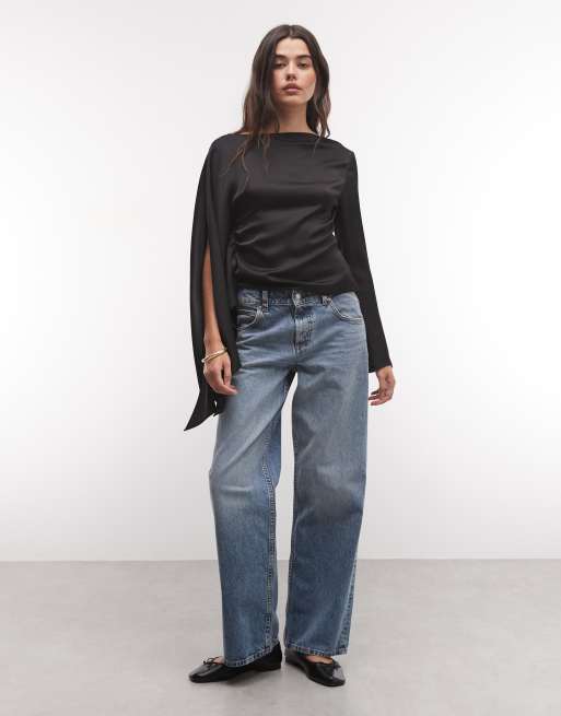 Monki top a maniche lunghe in raso con drappeggio e mantella nero, 2 di 4