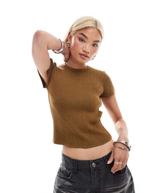 Monki - Top in maglia a maniche corte a righe marroni e nere