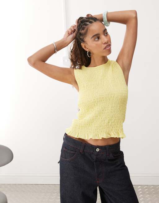Monki - Top senza maniche arricciato a punto smock giallo con volant sul fondo, 3 di 4