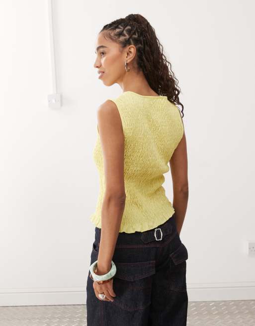 Monki - Top senza maniche arricciato a punto smock giallo con volant sul fondo, 4 di 4