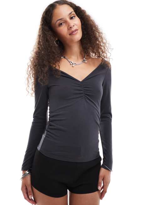 Monki - Top van jersey met lange mouwen en gerimpelde V-hals in zwart