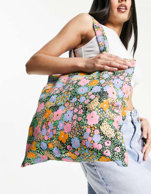 Monki - Tote bag en coton imprimé fleurs - Multicolore