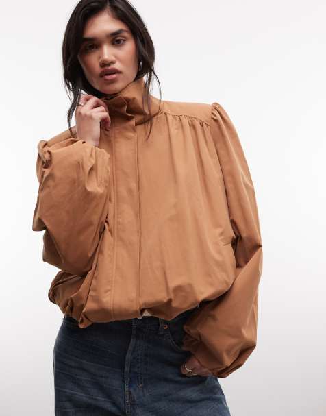 Monki trenchcoat med ballonærmer og høj hals i camel - view 1