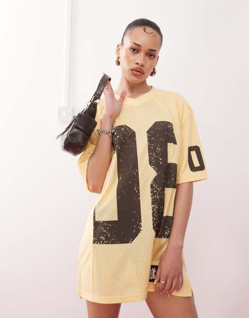 Monki varsity mini t-shirt dress in butter yellow and brown , 3 of 4