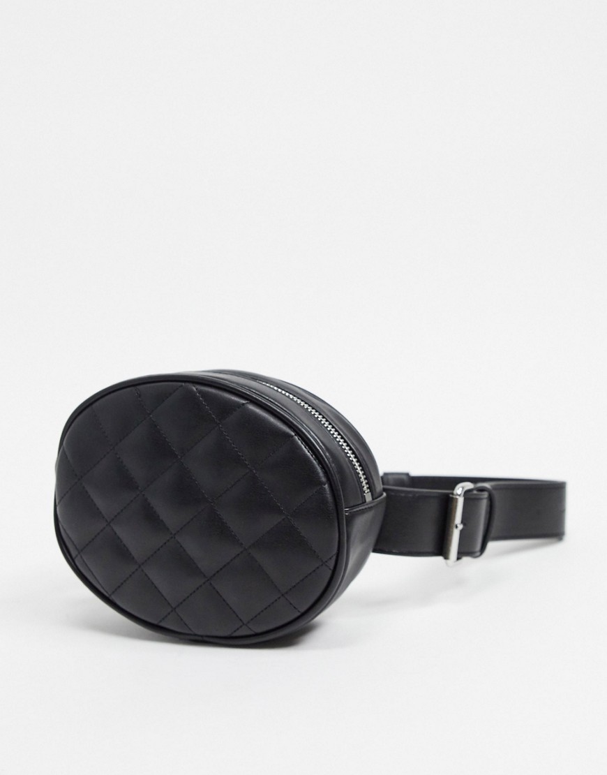 Monki - Vatteret bæltetaske i sort, imiteret læder