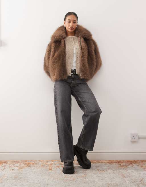 Monki - Veste courte en fausse fourrure - Marron moyen, 2 de 4