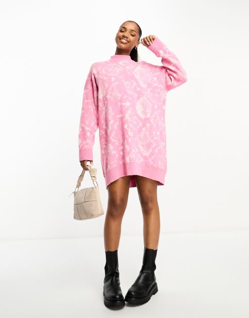 Monki - Vestito corto oversize in maglia rosa con stampa pitonata