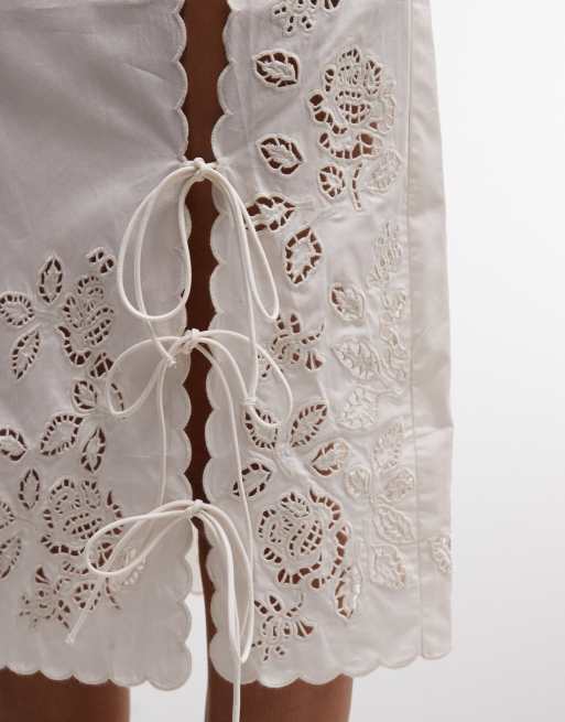 Monki – Vit, blommig midikjol i broderie anglaise, 4 av 5