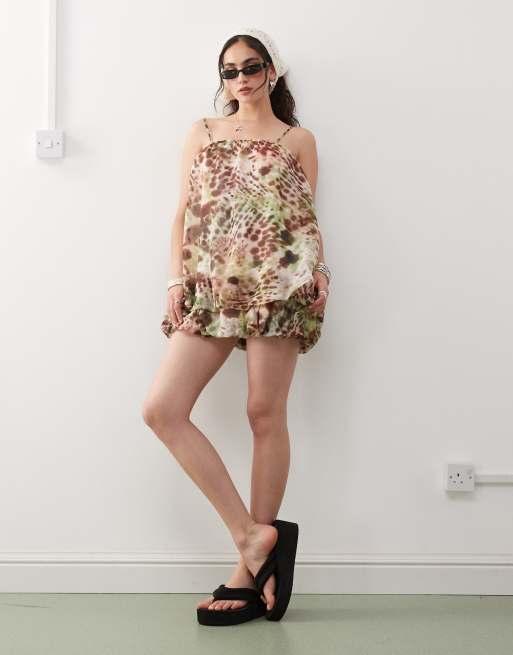 Monki volume bubble dress with adjustable straps in khaki and brown print