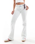 [Monki] Monki Wakumi low waisted boot cut jeans in light bleach blue wash W38 Light blue
