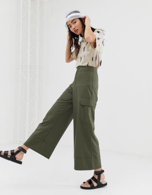 Monki wide leg cargo trousers with pockets in khaki-Green