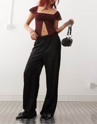 wide leg drawstring satin pants in black