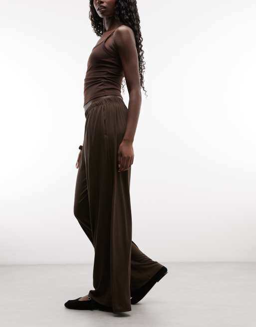 Monki wide leg pull-on lounge trousers in chocolate brown, 2 of 5