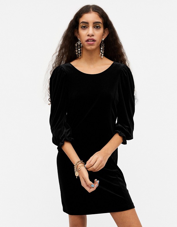  Najlepiej Sprzedający Się Monki – Wilma – Czarna aksamitna sukienka mini z pełnymi rękawami Czarny
