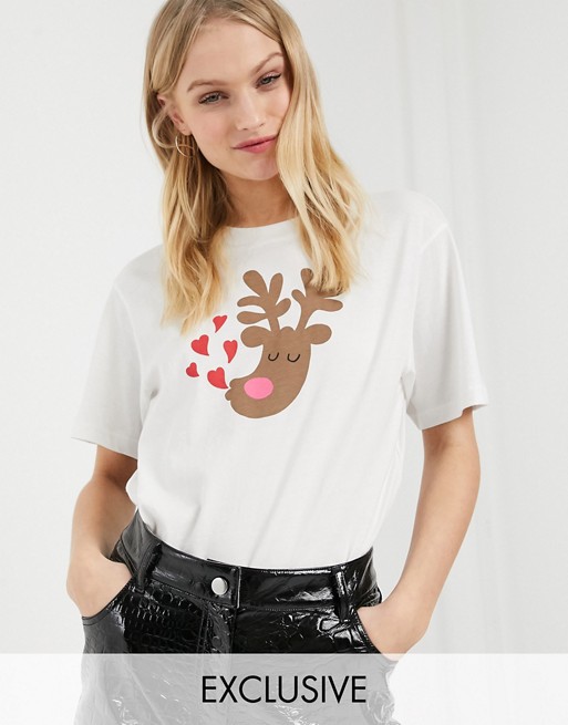 Monki Christmas deer print t-shirt in off white