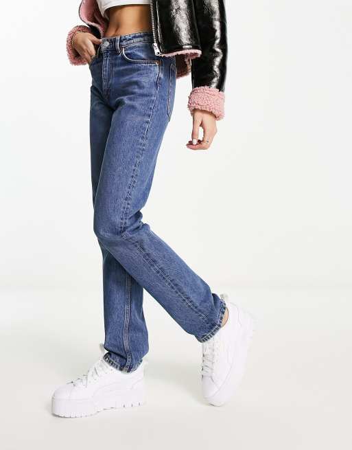 Pull&Bear mid rise straight leg jeans in medium blue