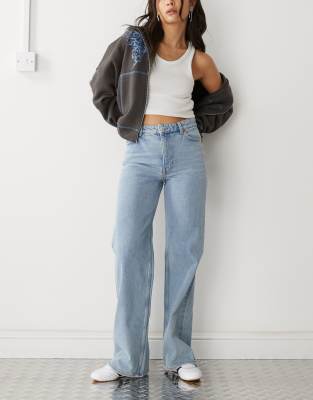 Monki - Yoko - Jeans in Mittelblau mit weitem Bein