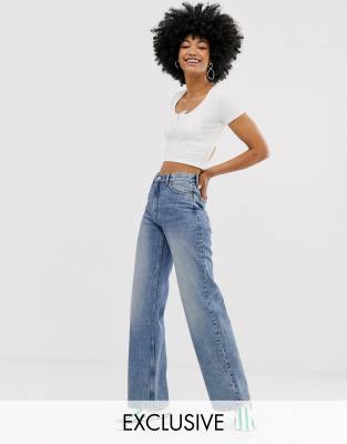 Monki - Yoko - Jeans met wijde pijpen van biologisch katoen in blauw | ASOS