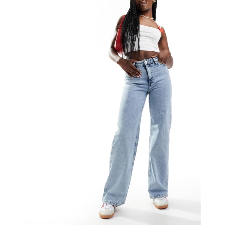 Monki Yoko wide leg jeans in lightwash blue | ASOS