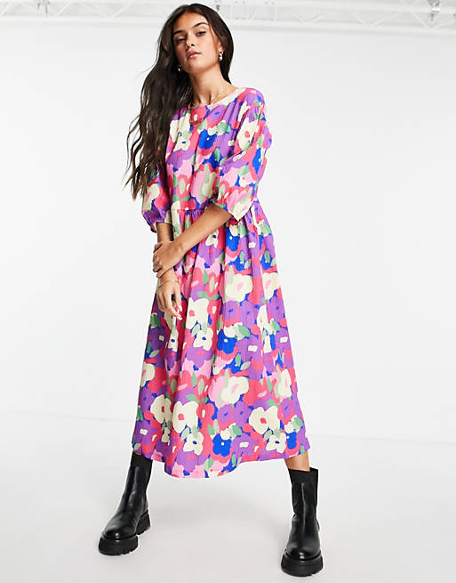  Monki Yoyo organic cotton seersucker dress in pink floral print 