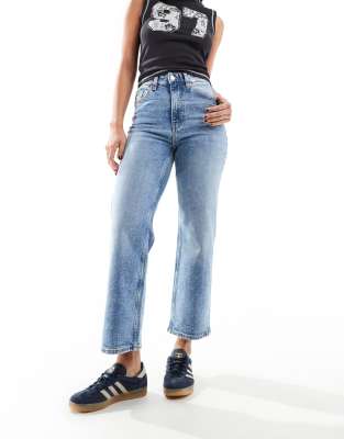 Monki Taiki high waist mom jeans in la lune Blue Compare Closer