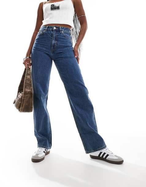 Monki - Zami - Jeans met rechte pijpen en hoge taille in middenblauw - view 1