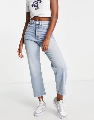 Monki Zami straight leg jeans in bleach wash-Blue