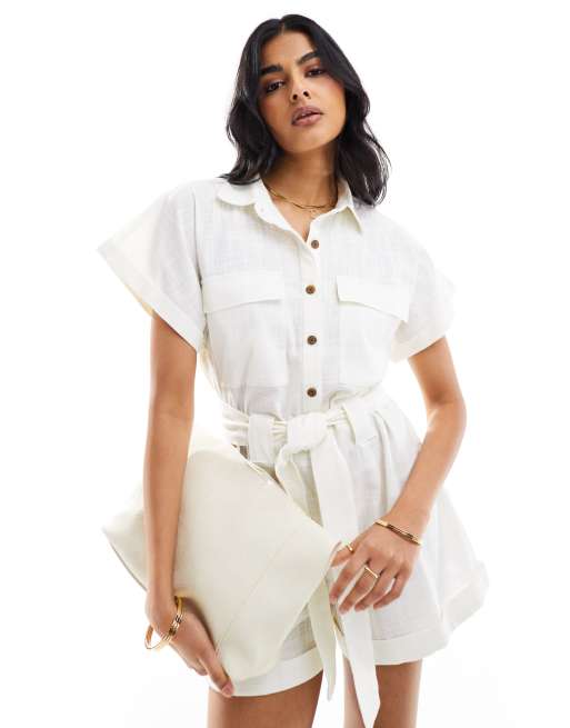 Mono corto beis utilitario de Pretty Lavish