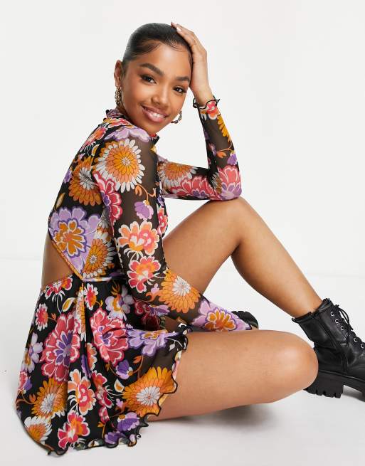 Mono corto de manga larga con estampado retro y abertura de malla de ASOS DESIGN