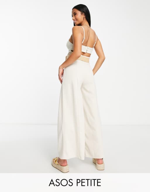 Mono largo color piedra con cinturón de rafia, cuerpo estilo corsé y abertura en la espalda de punto de lino de ASOS DESIGN Petite