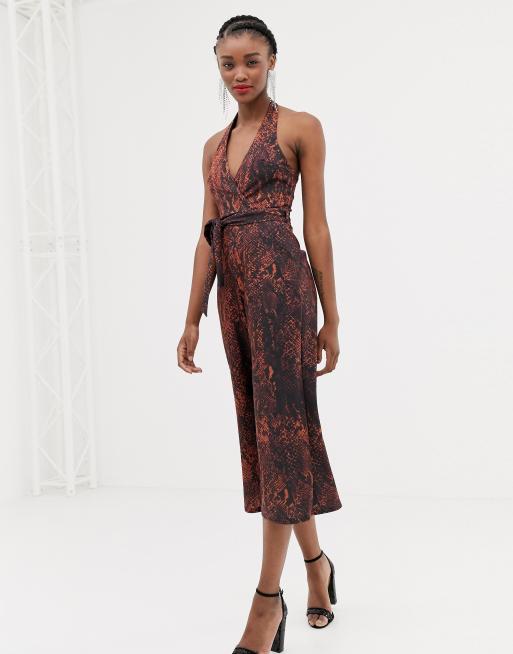 Mono largo con cuello halter en estampado efecto serpiente de New Look