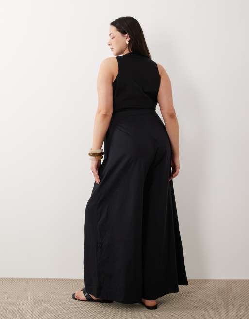 Mono largo negro con diseño estilo chaleco de ASOS DESIGN Curve, 4 de 4
