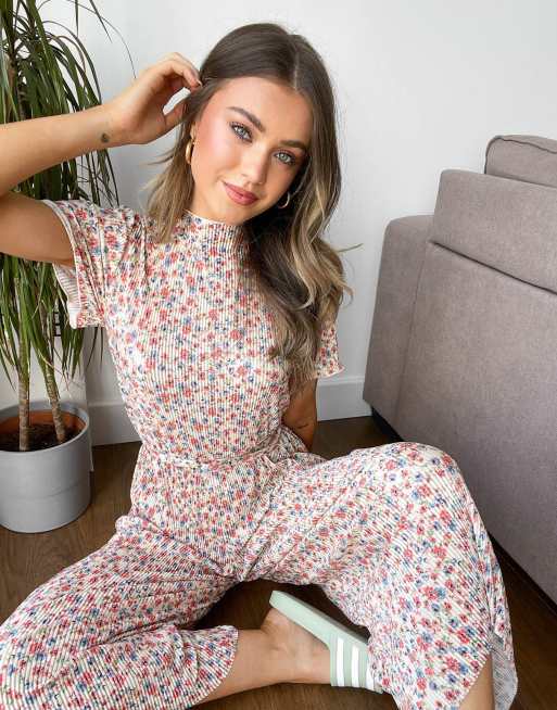 Mono largo plisado con estampado floral primaveral, cuello alto y cinturón de ASOS DESIGN, 4 de 4