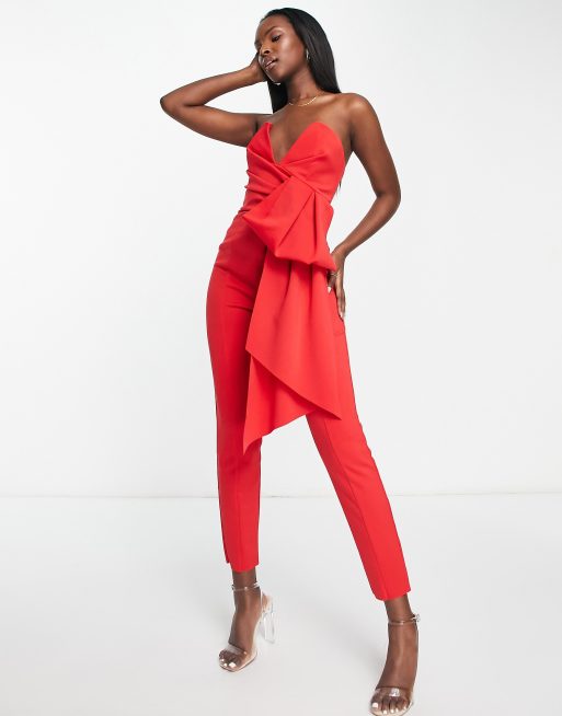 Mono largo rojo palabra de honor con escote pronunciado y detalle de lazo  de tejido tipo neopreno de ASOS DESIGN | ASOS