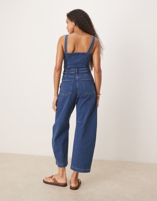 Mono vaquero largo azul añil con escote cuadrado y pernera barrel de ASOS DESIGN, 3 de 4