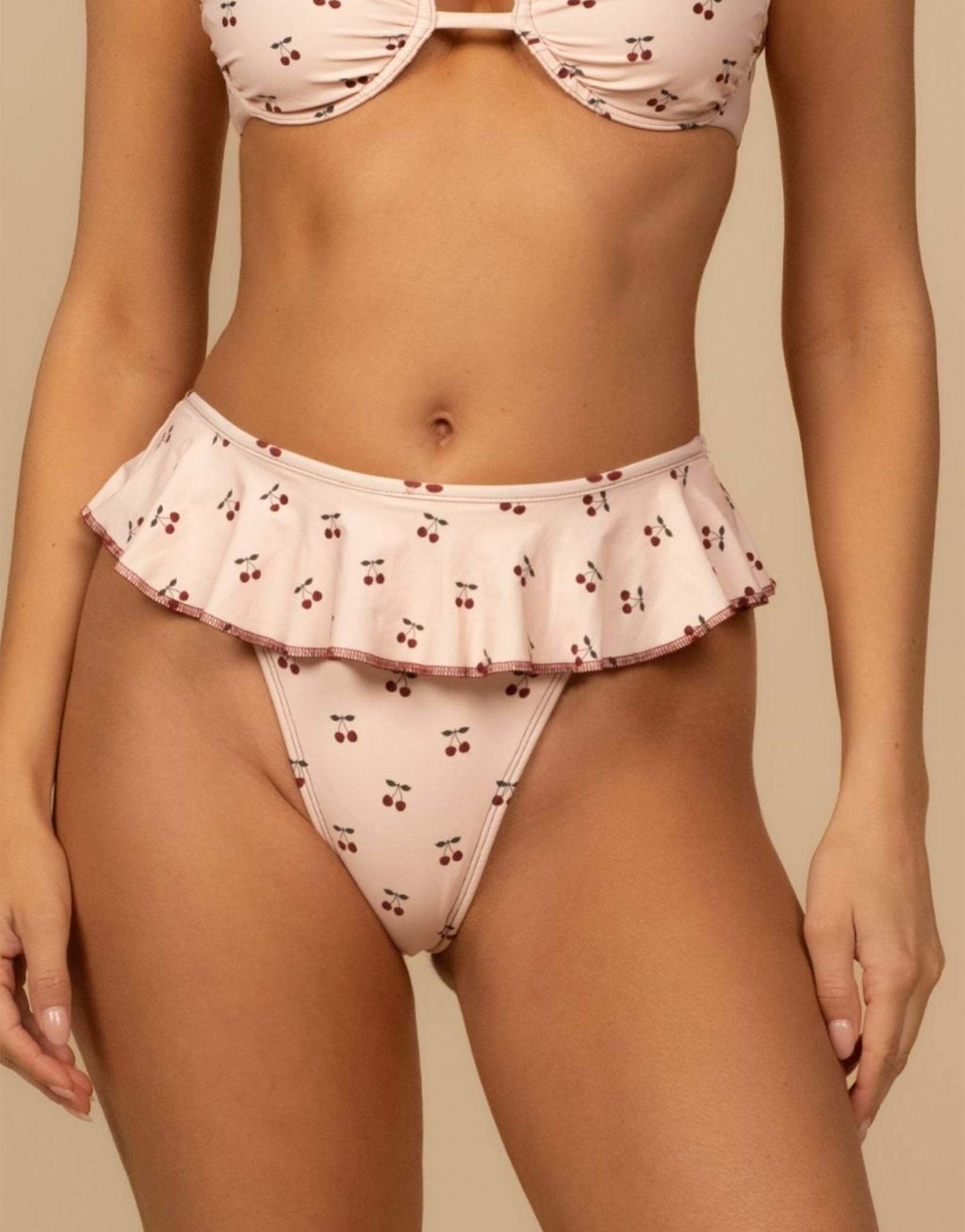 Низ бикини MONTCE tamarindo с оборками цвета вишни