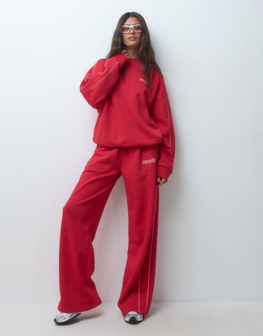 Montirex 19 sweatshirt in ruby red, 2 of 5