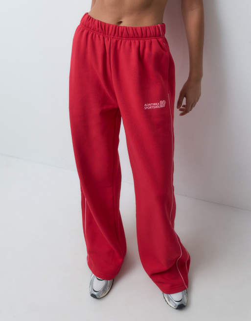 Montirex 19 wide leg trackies in ruby red, 3 of 5