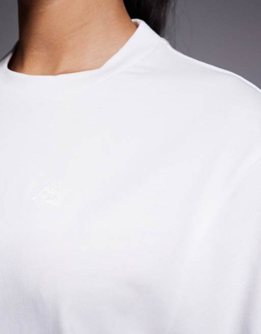 Montirex Form oversized t-shirt in white, 4 of 4