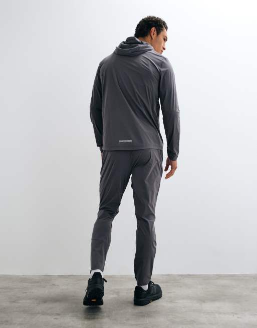 Montirex trace tracksuit in cement grey, 4 of 5