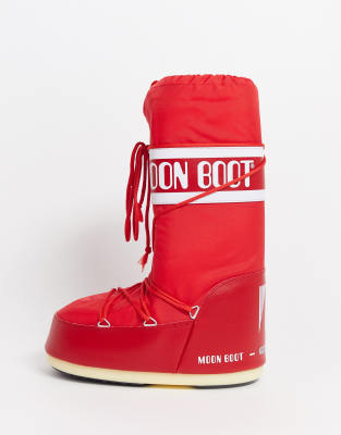 red snow boots