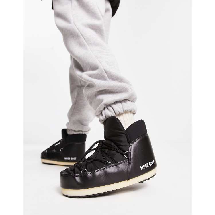 【MOON BOOT】EVOLUTION ブラック ナイロン サンダル Moon Boot - Evolution nylon mules Moon Boot
