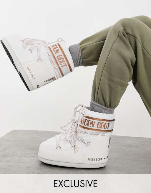 Moon Boot Exclusivit ASOS Bottes de neige basses classiques Blanc et rose dor