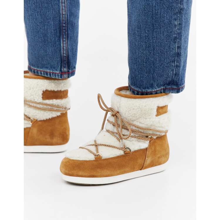 Moon boot far side high clearance shearling