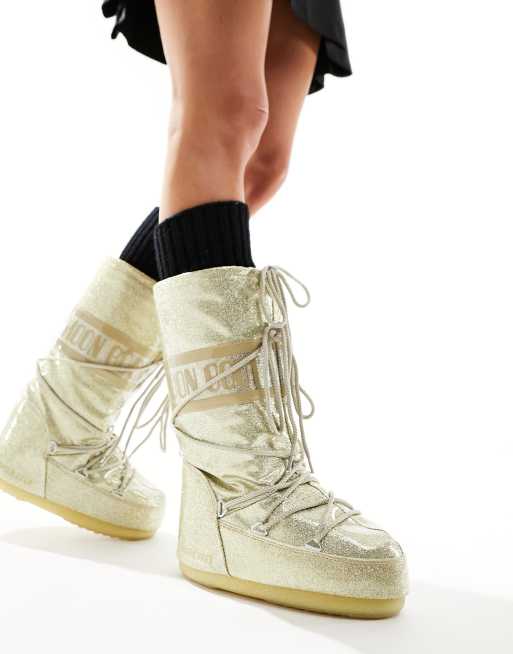 Gold hot sale snow boots