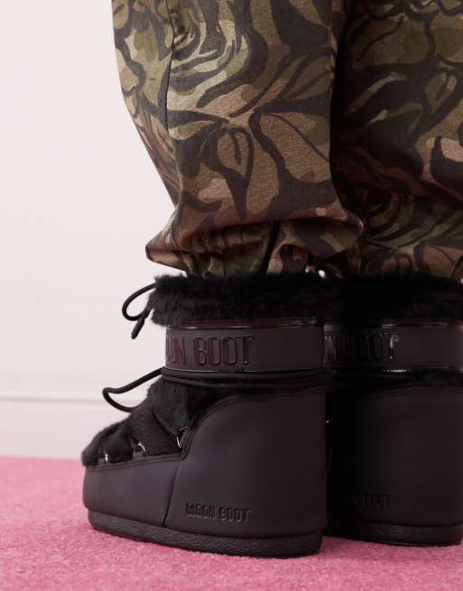 Moon Boot – Icon – Czarne niskie śniegowce ze sztucznym futerkiem
