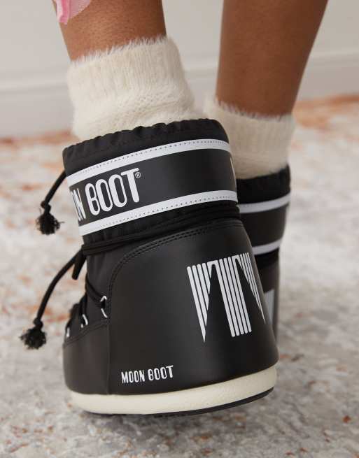 Moon Boot Icon low boots in black | ASOS