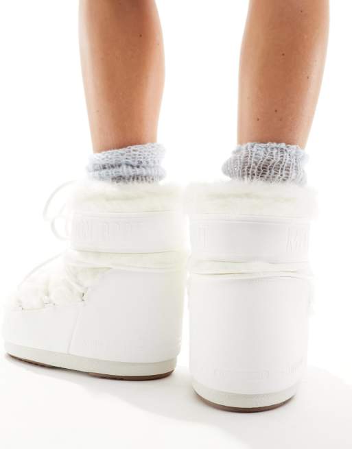 ブーツその他 MOON BOOT Icon Low Faux Fur Boots Optical White ICON LOW WHITE FAUX-FUR BOOTS | Moon Boot®